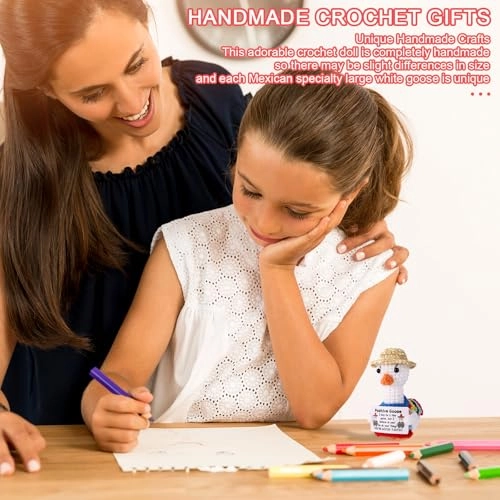 Graduation Goose Crochet - 9x8x6cm