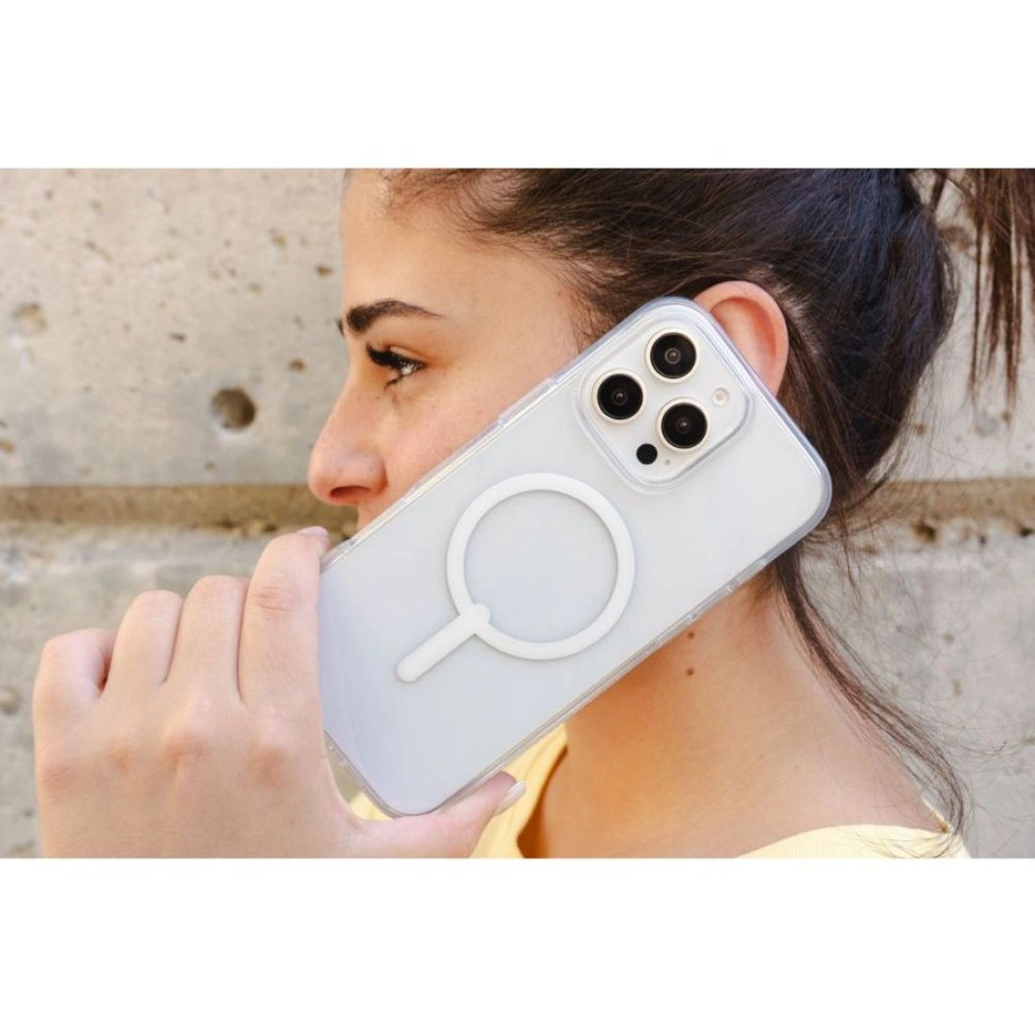 Crystal Palace Snap Case with MagSafe for iPhone 16 Pro