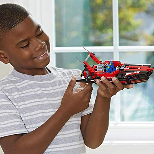 Technic Power Boat Replica (42089) - 2-in-1 Multi-Colour