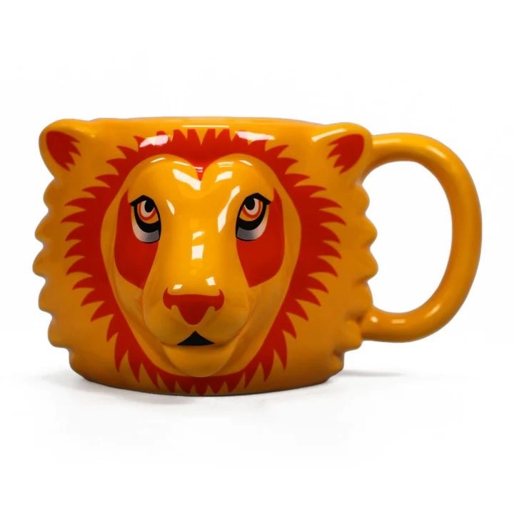 Half Moon Bay Harry Potter Gryffindor Lion Mug