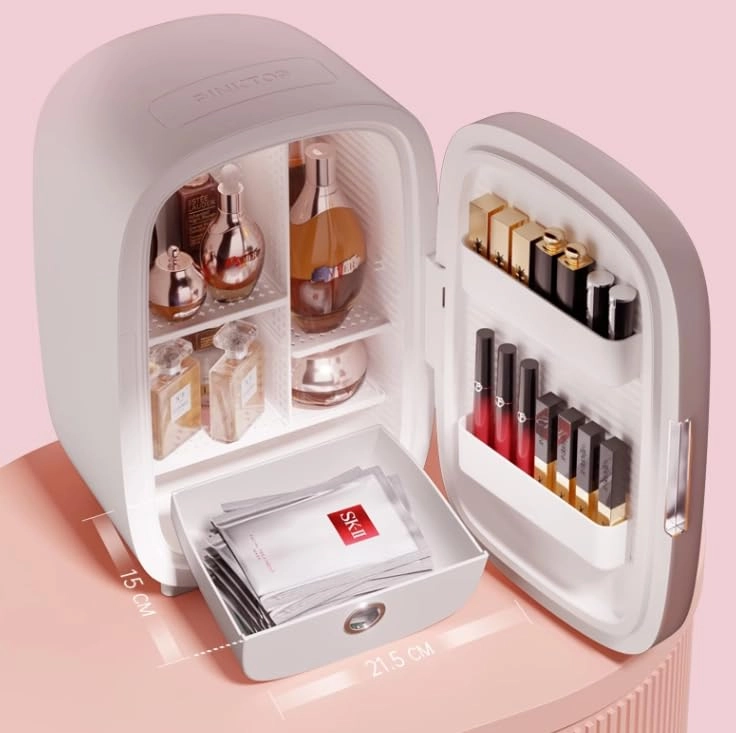 Beauty Mini Fridge - 12L
