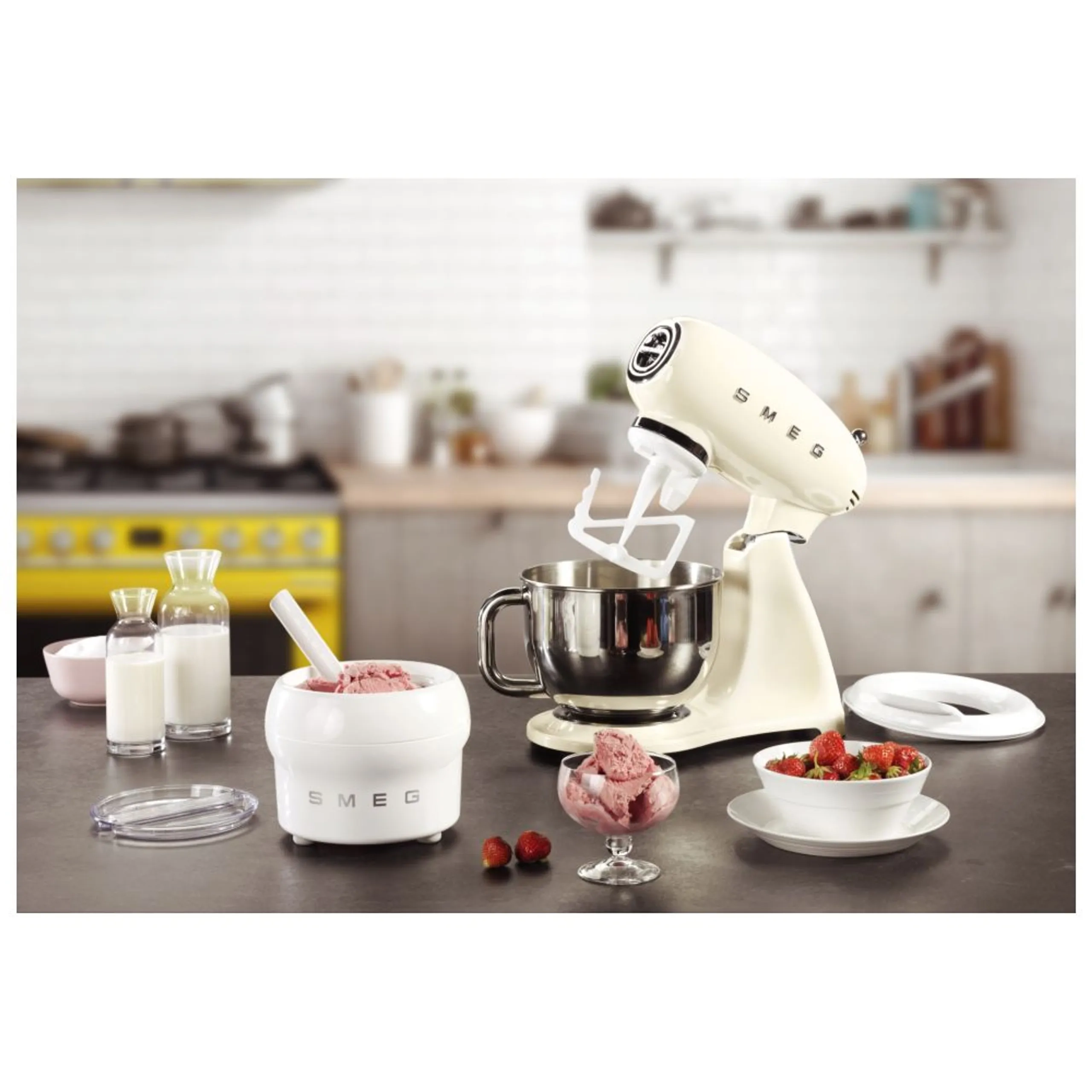 50's Style Retro Stand Mixer - 4.8 Liter(s) 800 Watt