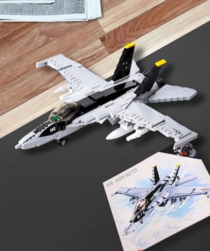 F/A-18 Hornet - 682 pcs