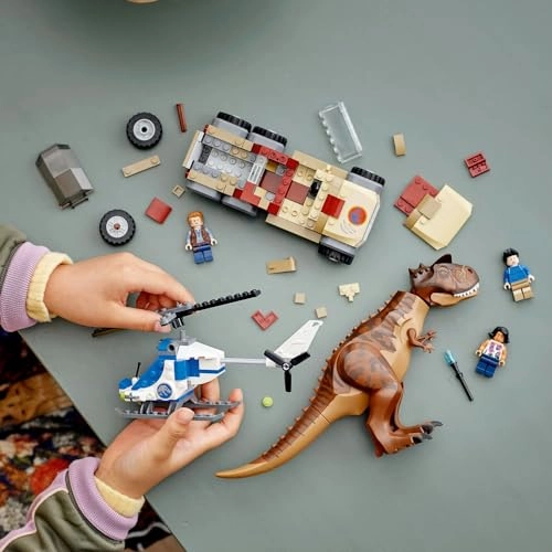 Jurassic World LEGO Carnotaurus Dinosaur Chase (76941)