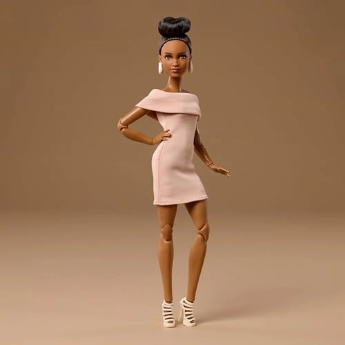 Barbie Signature - Basics Doll 3