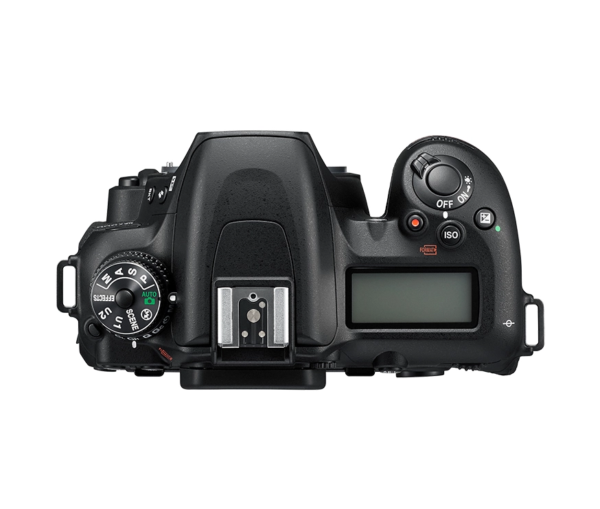 D7500 - 20.9MP + AF-S DX NIKKOR 18-300mm