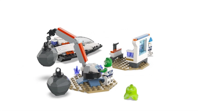 City Spaceship and Asteroid Discovery (60429) - 4+ 2 Astronaut Minifigures & Alien