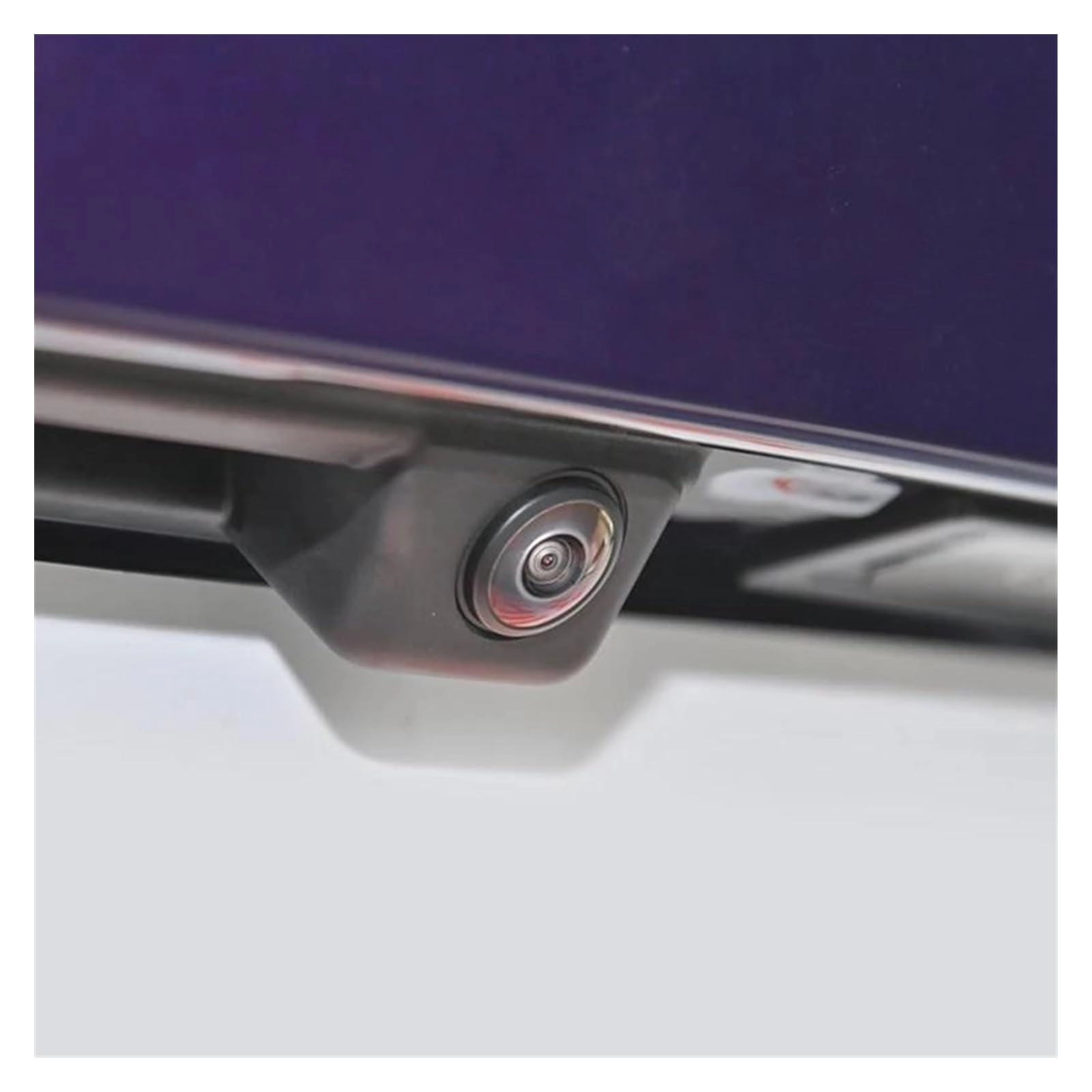 NYSQOFMB 5WD980556A - Night vision HD