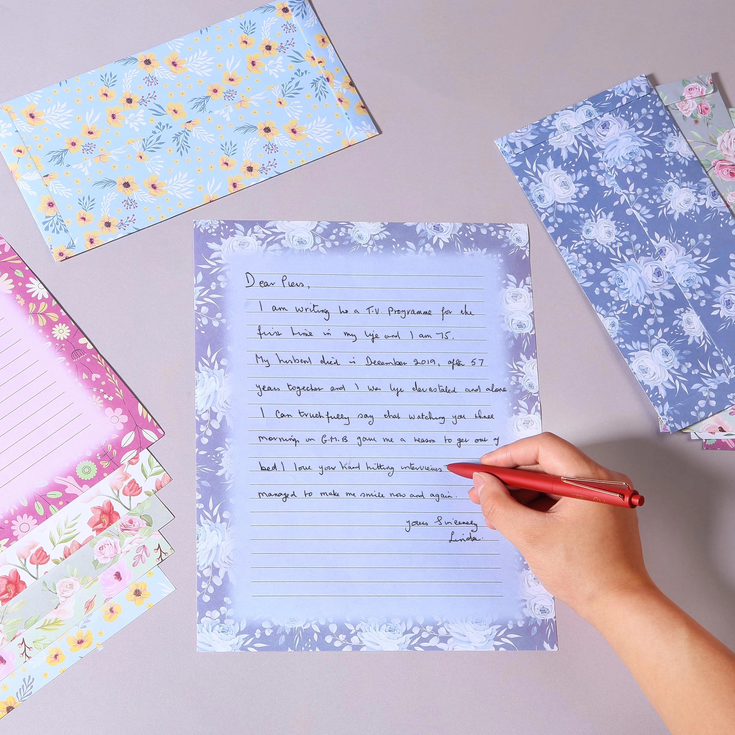 Letter Set - 30 Sheets 18 Envelopes Lined