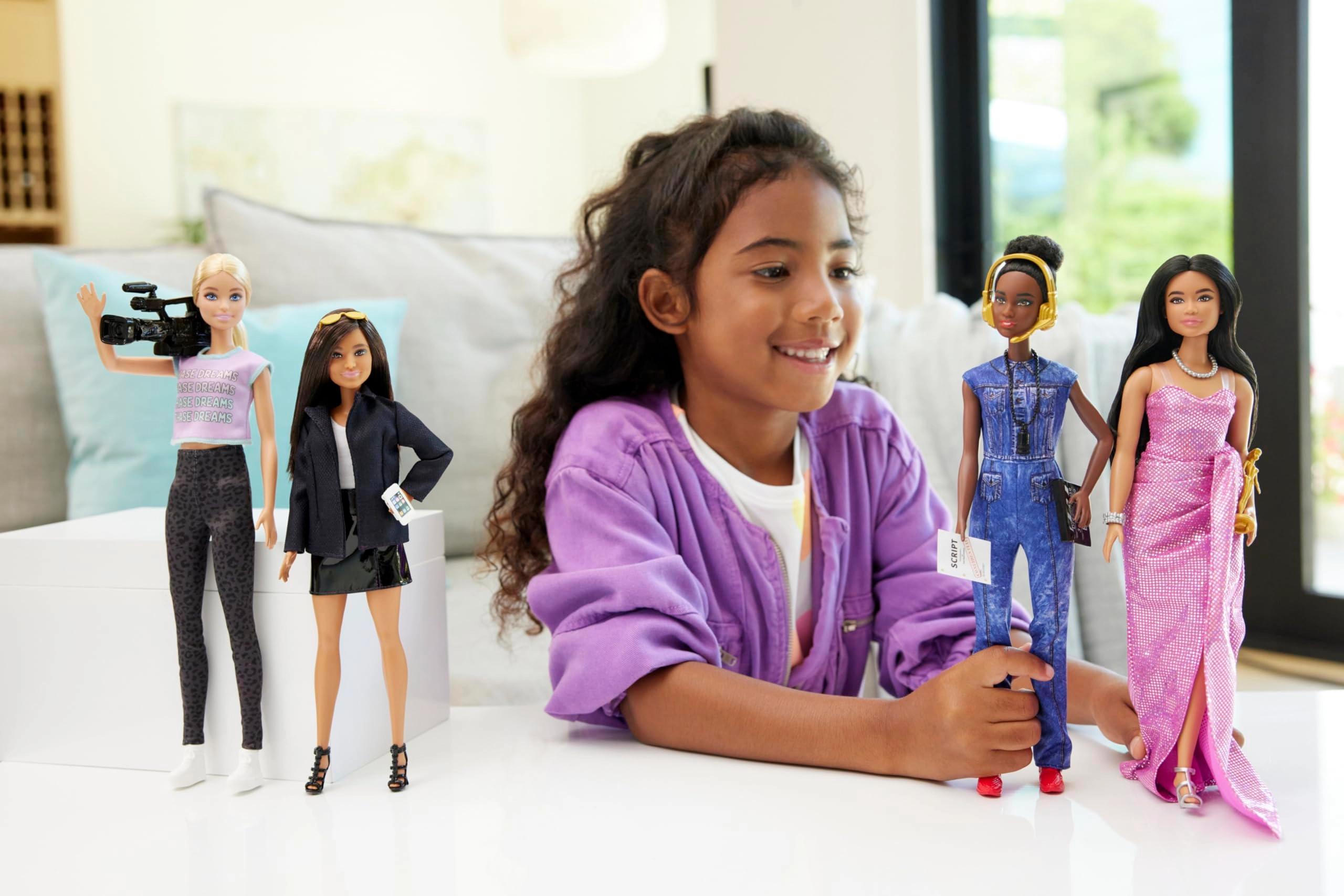 Studio Executive - Removable Looks + Director + Cinematographer + Movie Star Ages 3+