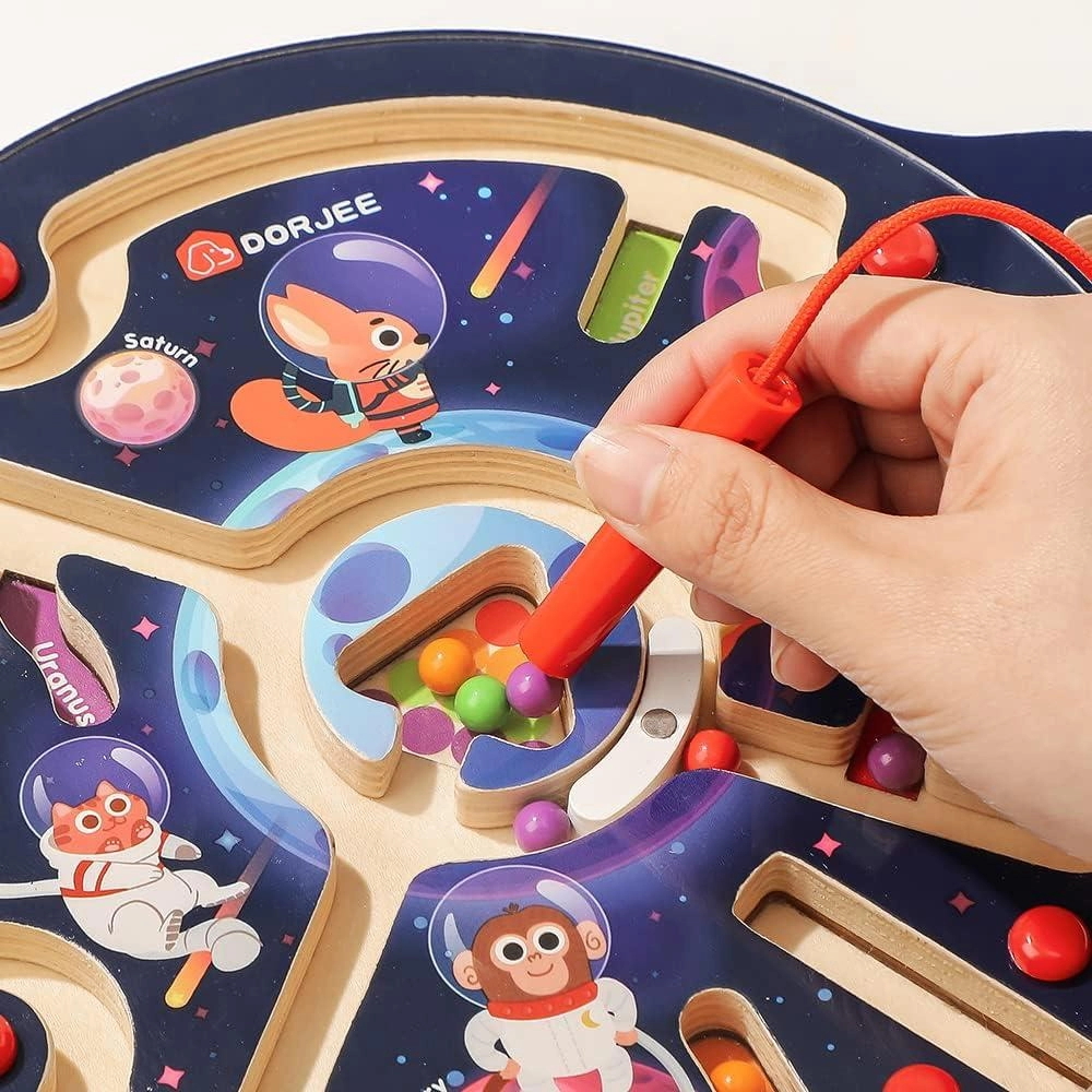 Space Explorer Magnetic Maze Toy - 3 years and above