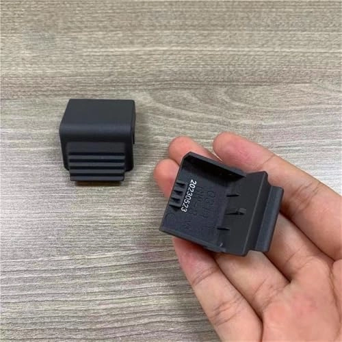 000311 - Front Fastener 1 PCS