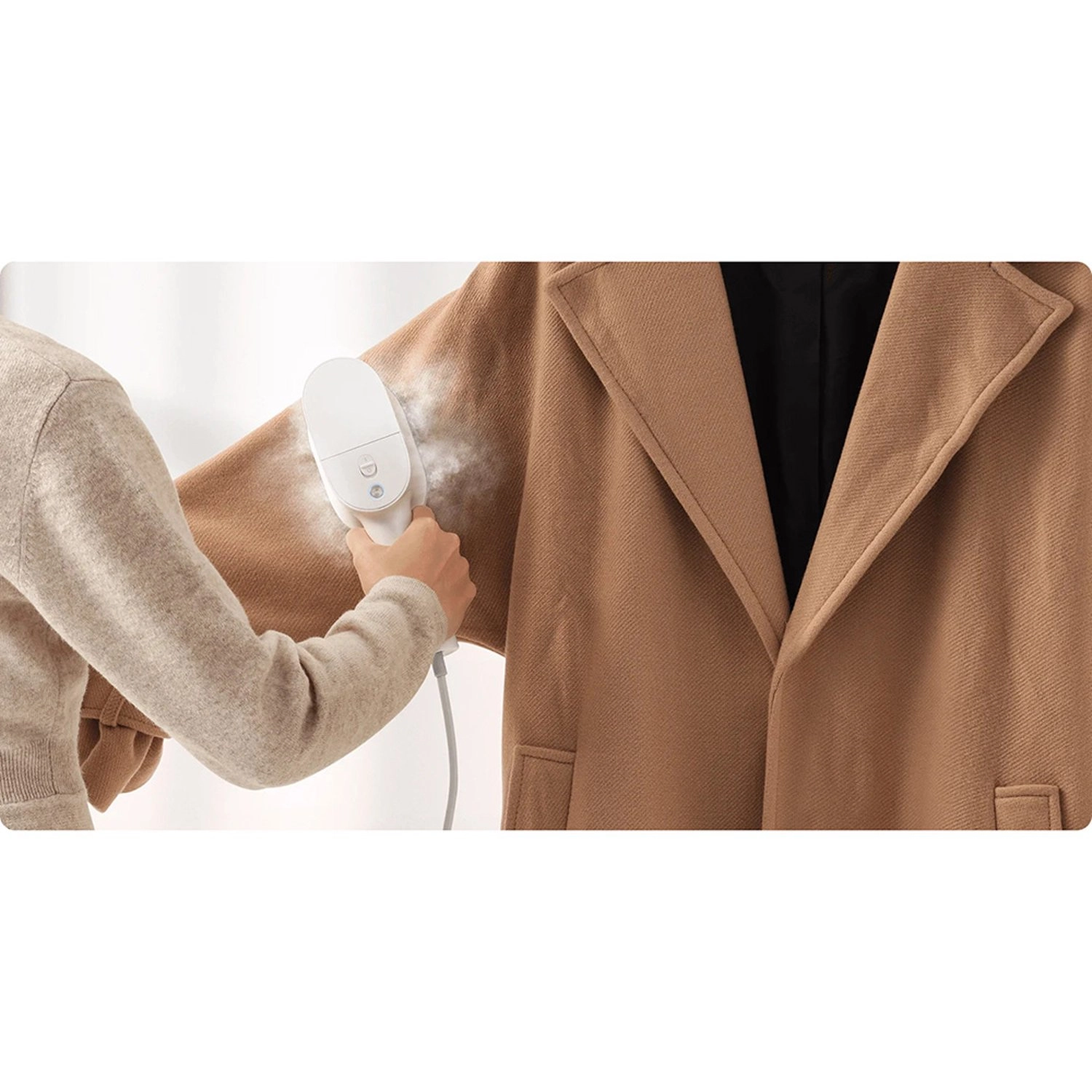 B502CN - Handheld Steam Iron