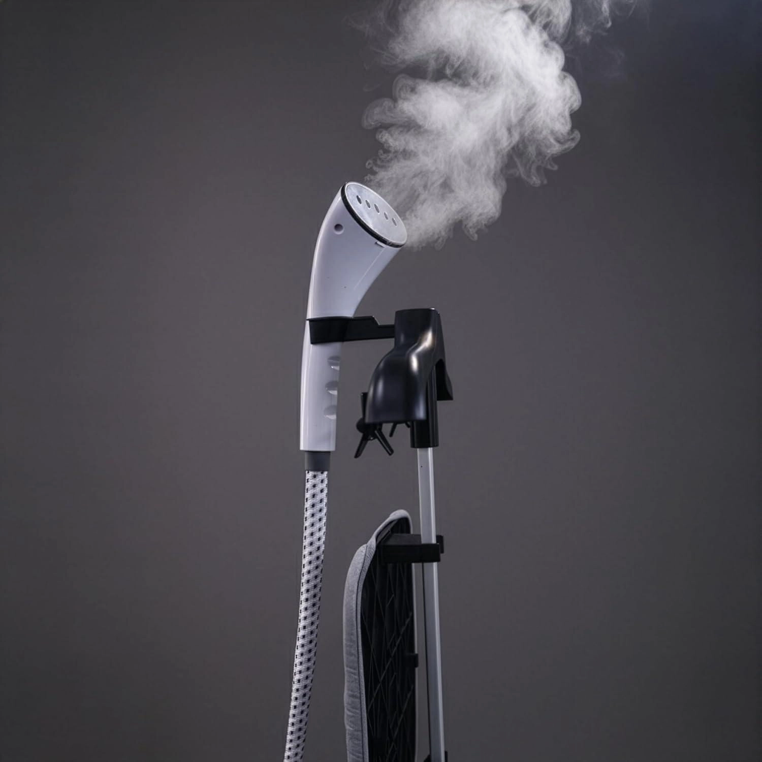 GS-443 - 2000W 1.8L Ironing Board