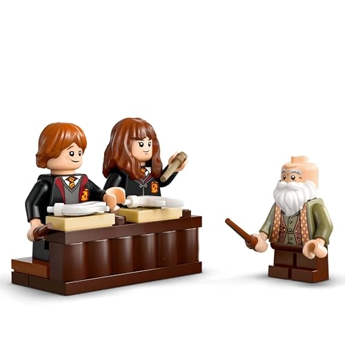Harry Potter Hogwarts Castle: Charms Class (76442)