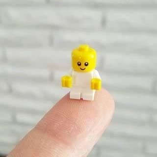 Fun in the Park Minifigure (60134) - Baby and Stroller