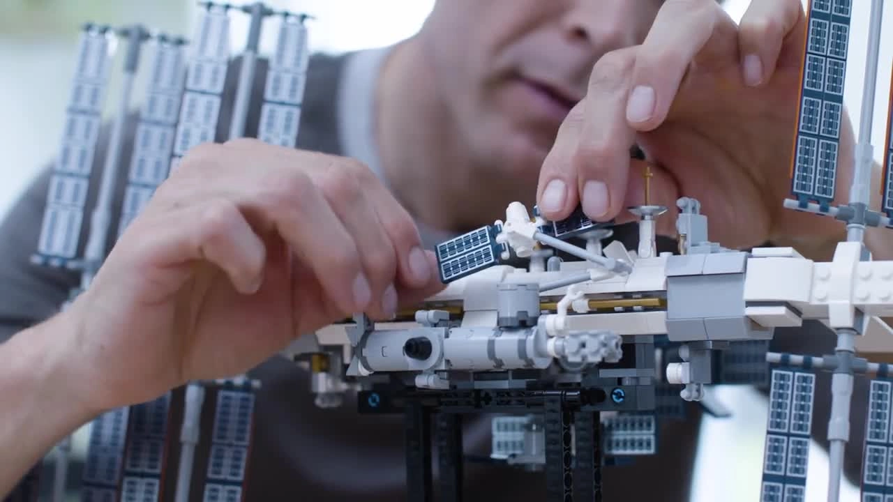 International Space Station (21321)