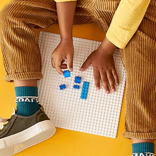 Baseplate (11010) - 32x32-stud White