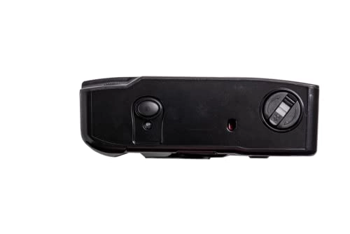 M38 - 35mm Built-In Flash