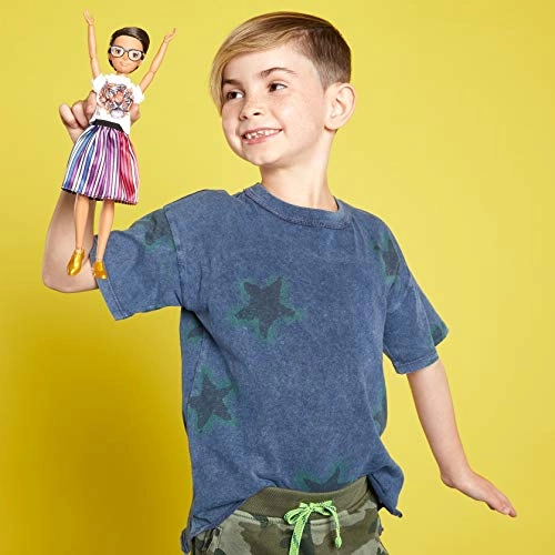 Creatable World Deluxe Character Kit - 11-inch Ages 6+