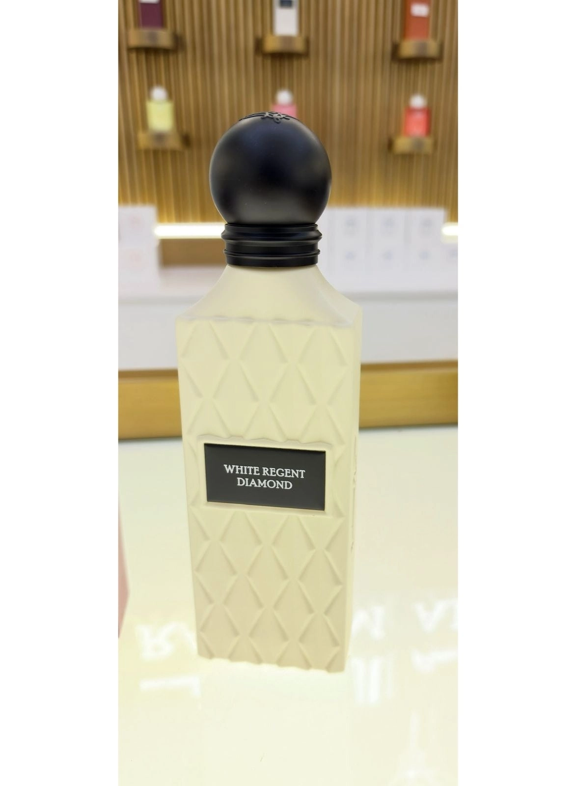 White Regent Diamond Eau de Parfum - 150ml