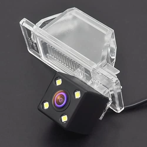 Rear View Reverse Backup Tracks Camera - 728 x 512