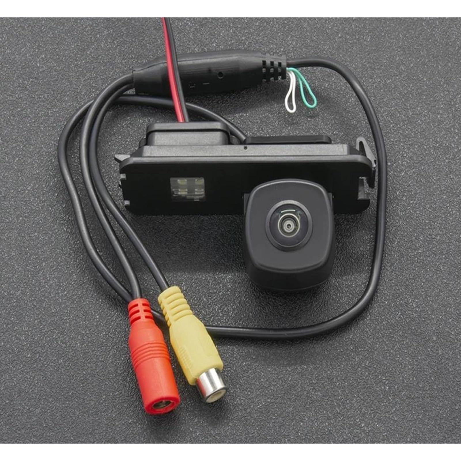 Reverse car rear view camera - Night vision Wired 720 x 540 pixels