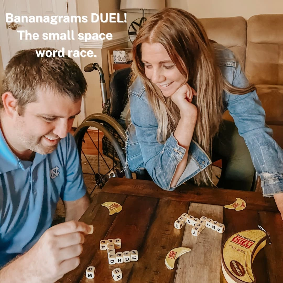 Duel - 2 Player Travel Word Game
