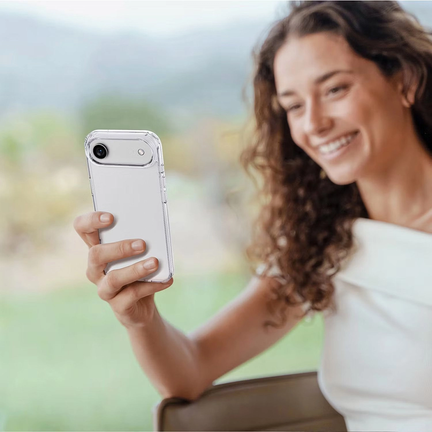 Clara Clear Case with MagSafe for iPhone 17