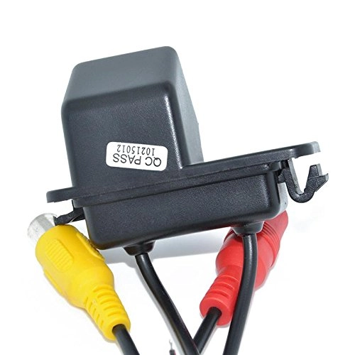 Car Rearview Camera - 728 x 512 pixels