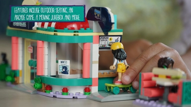 Friends Heartlake Downtown Diner (41728)