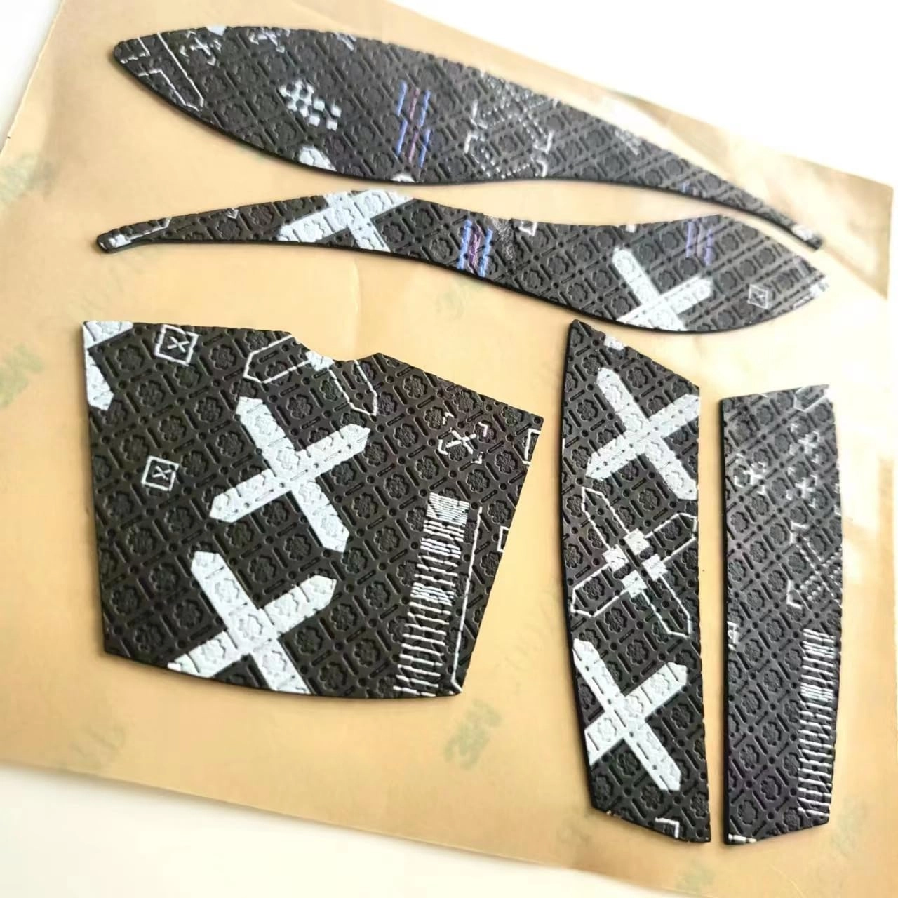 LZYDD Mouse Anti-Slip Grip Tape - Non-slip Compatible with MX Master 3S, MX Anywhere 2s/3s