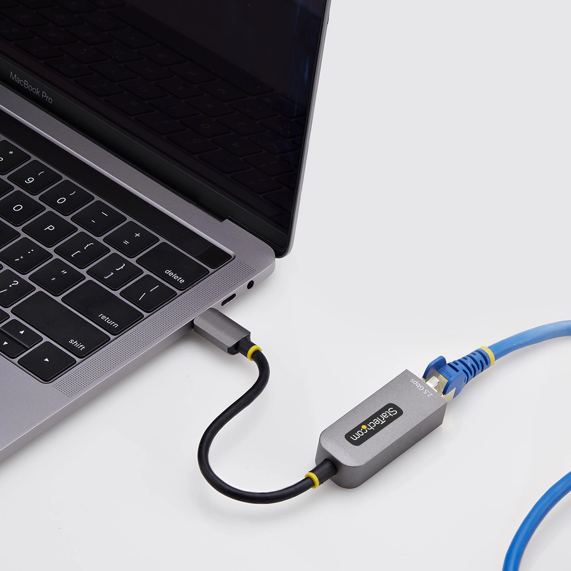 USB-C to Gigabit Ethernet Adapter - USB-C Ethernet