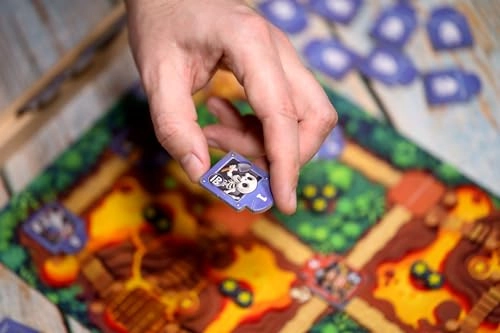 Toy Battle: Tactical Tile Placement and Troop Strategy