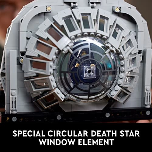 Star Wars Emperor's Throne Room Diorama (75352) - 40th Anniversary Luke Skywalker and Darth Vader Minifigures