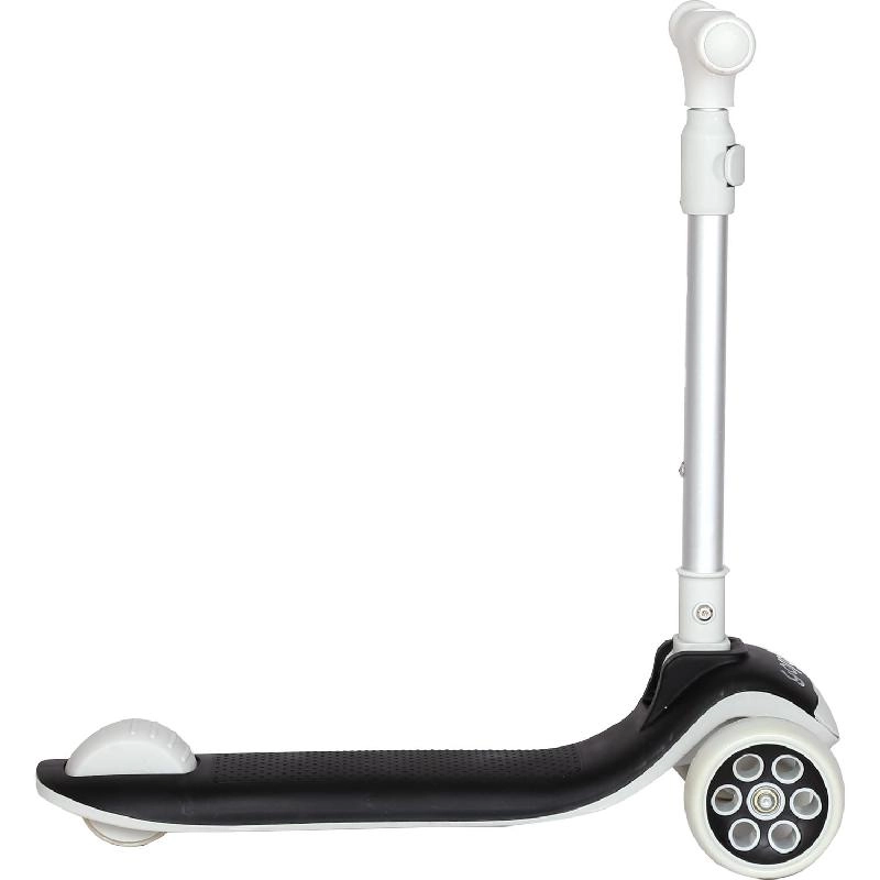 3-Wheel Kick Scooter - 4.5" Front and 3" Rear Flashing Wheels