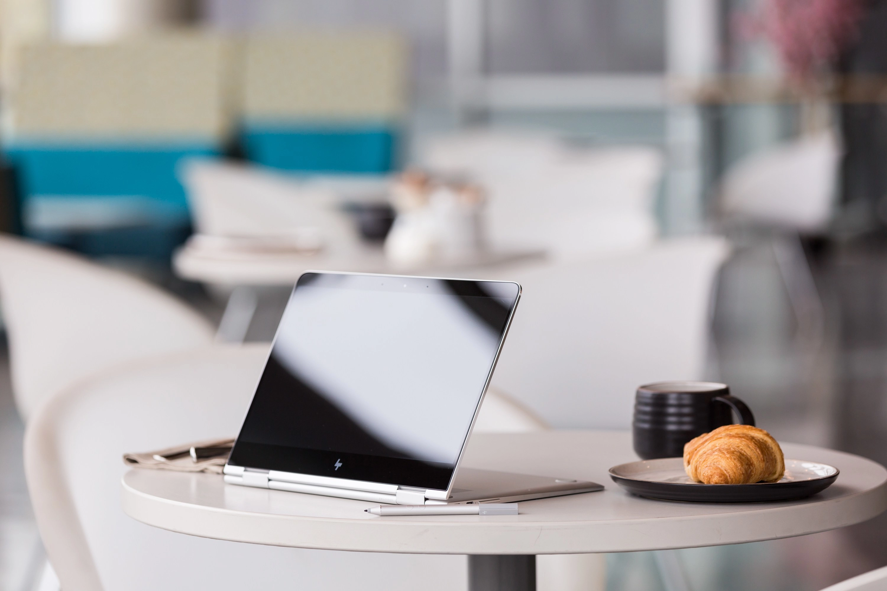 Spectre x360 13T 1ZX32AV-14 - 13.3'' Core i7-8550U 8GB DDR3 512GB SSD