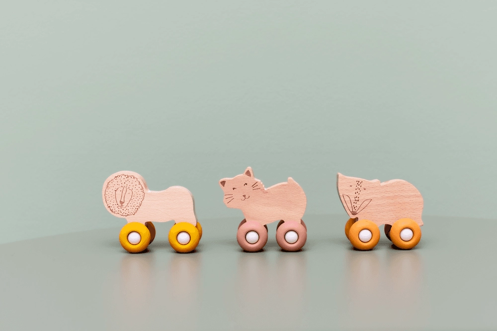 Wooden Animal Cars - Mr. Lion