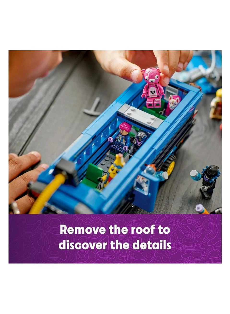 Fortnite Battle Bus (77073)