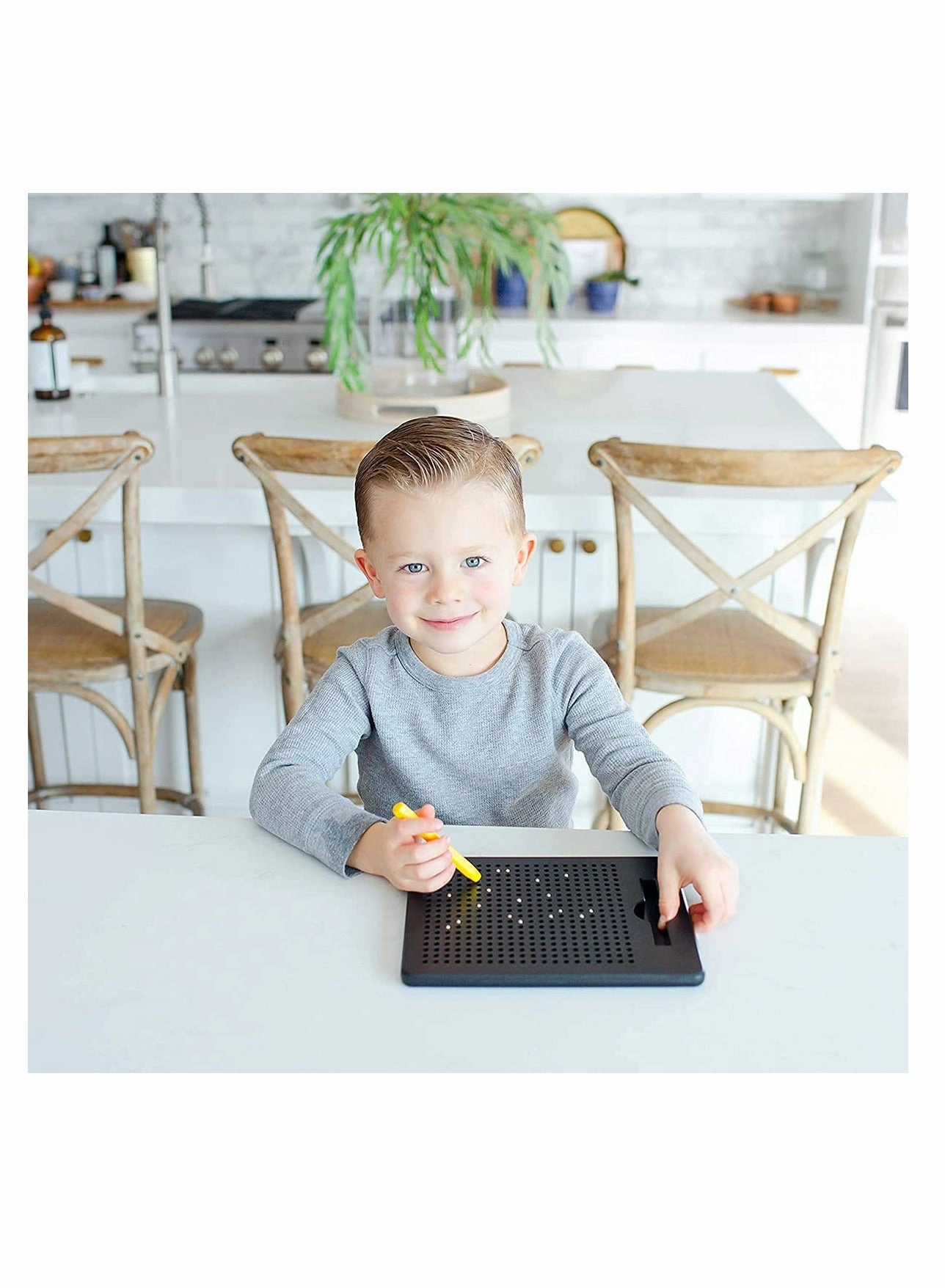Magnetic Drawing Board - Toddlers Beads Drawing Stylus