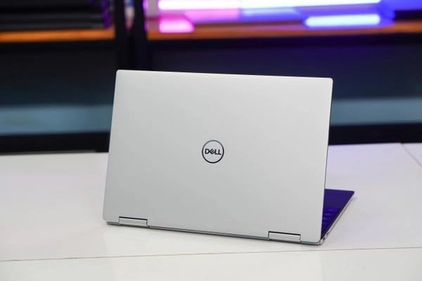 (Renewed) XPS 13 7390 Convertible - 13.3'' 512GB 8GB Core i5-10310U