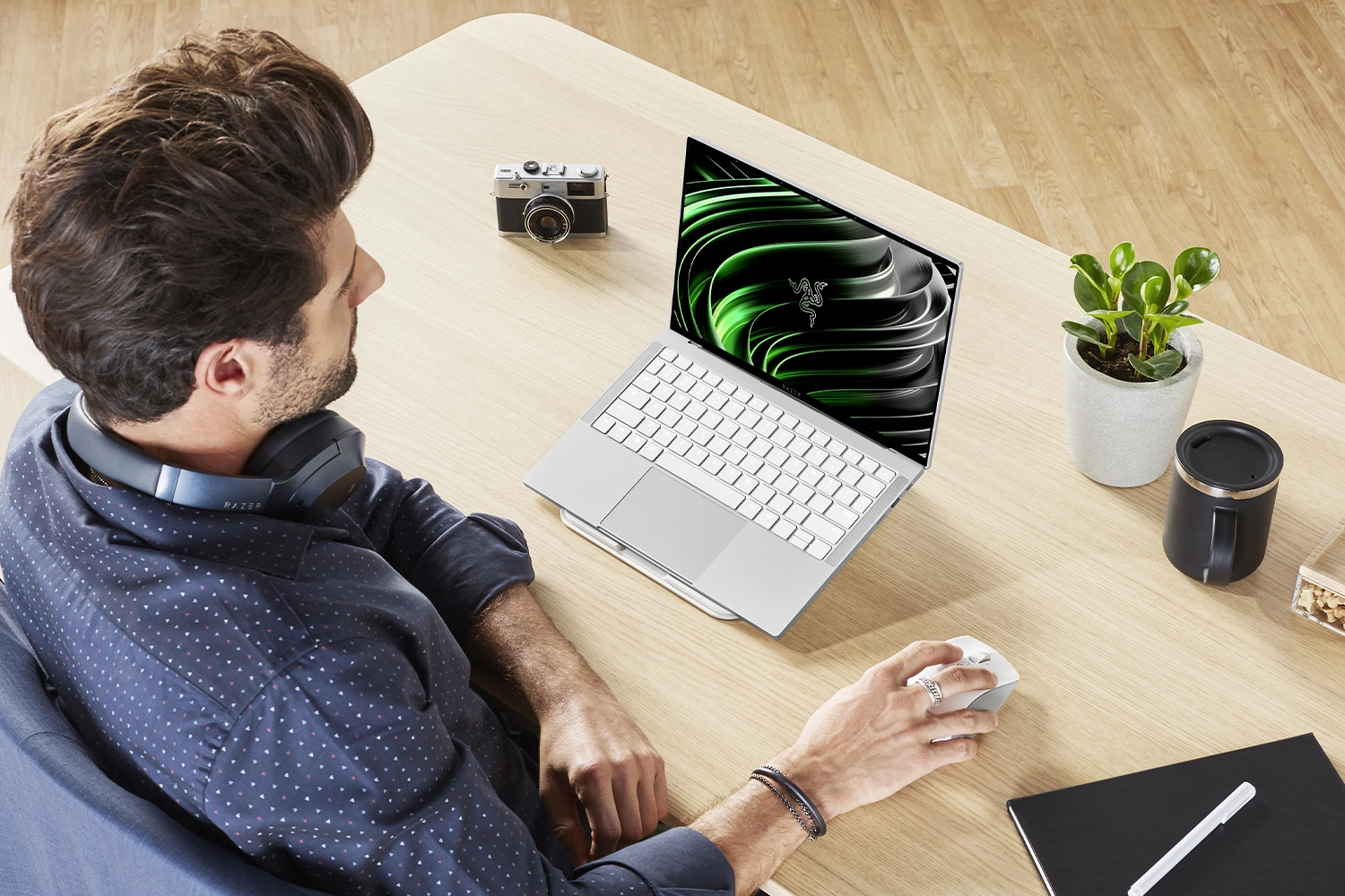 Book 13 - 13.4'' i7-1165G7 16GB 256GB SSD