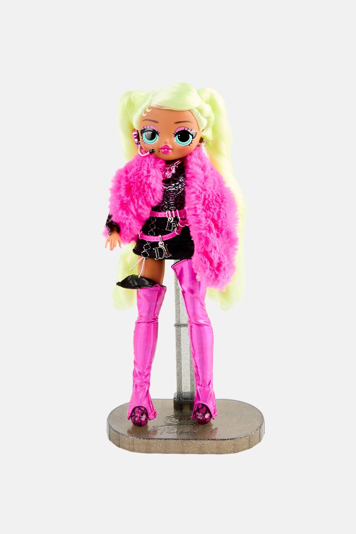 Fierce Lady Diva Fashion Doll - One Size Fashion Outfits And Accessories