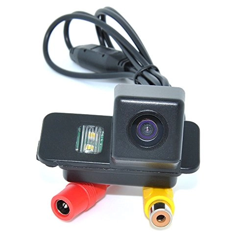 Rear View Parking Reversing Camera - 728 x 512 pixels