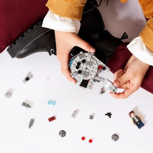 Star Wars Millennium Falcon Microfighter (75295)