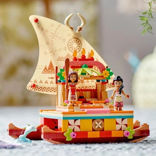 Disney Princess Moana's Wayfinding Boat (43210)