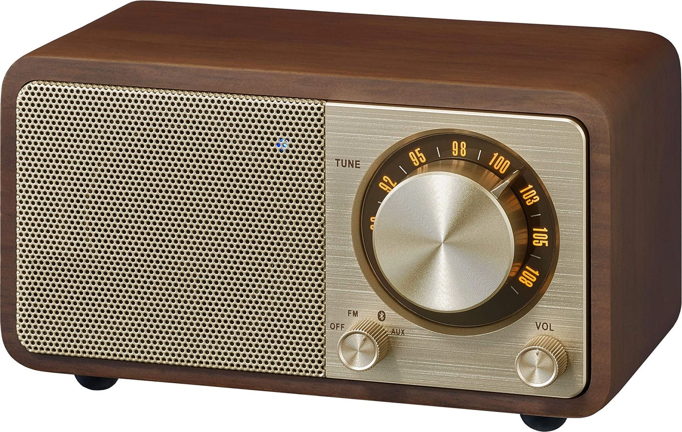 WR-7GW - Wood Cabinet Mini Bluetooth Speaker FM Tuner