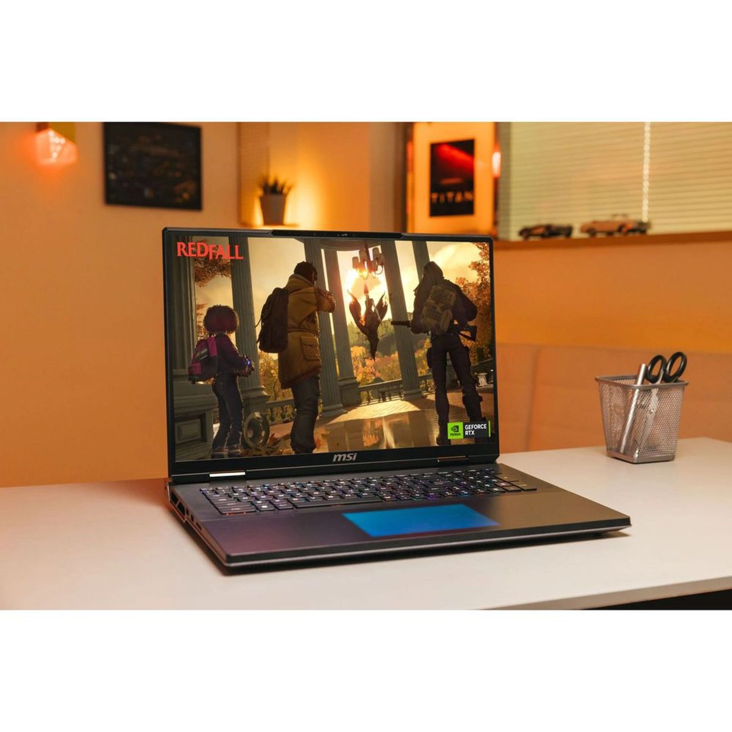 Titan 18 HX AI TITAN18 - 18'' Core Ultra 9-285HX 64GB 4TB SSD