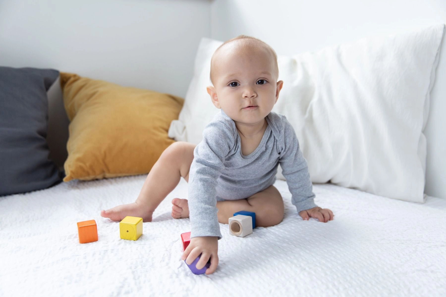 ACTIVITY BLOCKS - 3 years and up 9 pieces