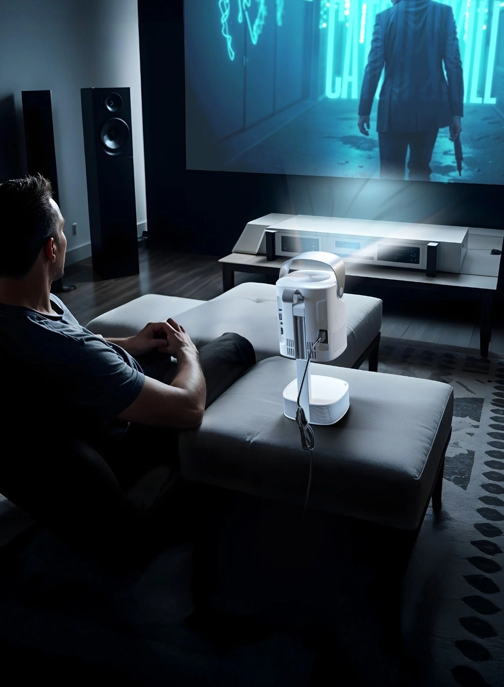 Pluto GNPLPRJRWH 250 ANSI lumens